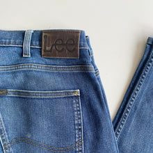 Load image into Gallery viewer, Lee Jeans W34 L32
