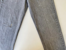 Load image into Gallery viewer, Vintage Jeans W26 L27