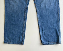 Load image into Gallery viewer, Nautica Jeans W36 L32