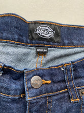 Load image into Gallery viewer, Dickies Jeans W32 L34