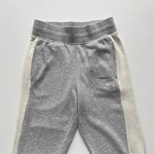 Load image into Gallery viewer, Puma joggers (S)