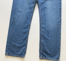 Load image into Gallery viewer, Levi’s 505 W36 L32