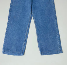 Load image into Gallery viewer, Wrangler Jeans W34 L28