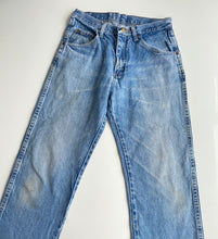Load image into Gallery viewer, Wrangler Jeans W29 L32