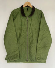 Load image into Gallery viewer, Barbour jacket (L)
