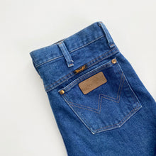 Load image into Gallery viewer, Wrangler Jeans W30 L32