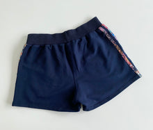 Load image into Gallery viewer, Adidas shorts (M)