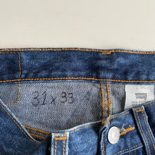 Load image into Gallery viewer, Levi’s 501 W31 L33