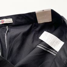 Load image into Gallery viewer, Women’s Dickies Shorts W36