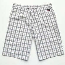 Load image into Gallery viewer, Dickies shorts