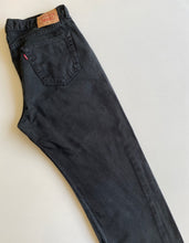 Load image into Gallery viewer, Levi’s 751 W40 L27