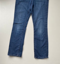 Load image into Gallery viewer, DKNY Jeans W28 L27