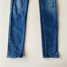 Load image into Gallery viewer, Levi’s 711 W28 L32
