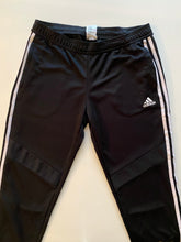 Load image into Gallery viewer, Adidas Joggers (L)