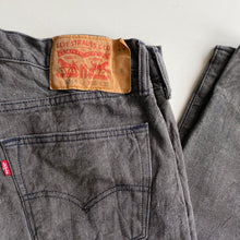 Load image into Gallery viewer, Levi’s 501 W36 L32