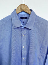 Load image into Gallery viewer, Nautica shirt (L)