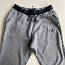 Load image into Gallery viewer, Nike joggers (L)