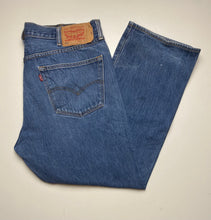 Load image into Gallery viewer, Levi’s 501 W40 L30
