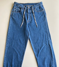 Load image into Gallery viewer, Levi’s 501 W32 L28