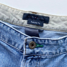 Load image into Gallery viewer, Tommy Hilfiger Jeans W38 L29