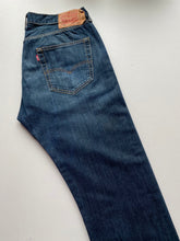 Load image into Gallery viewer, Levi’s 501 W36 L30