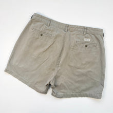 Load image into Gallery viewer, Ralph Lauren Shorts W38