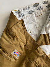 Load image into Gallery viewer, Dickies W36 L28