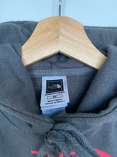 Load image into Gallery viewer, The North Face hoodie (S)