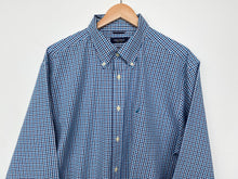 Load image into Gallery viewer, Nautica shirt (XL)