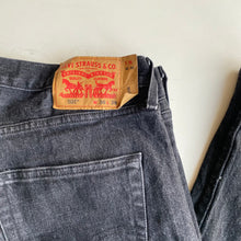 Load image into Gallery viewer, Levi’s 501 W36 L29