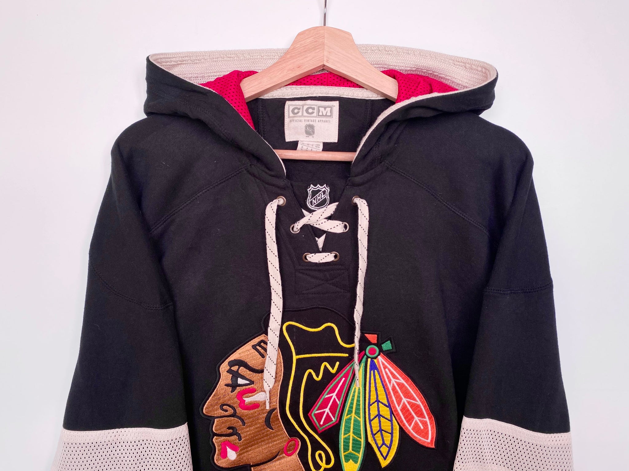 Vintage des années 90 Reebok hommes RED Chicago BLACKHAWKS sweat à capuche Indian Chief hockey sur glace LNH 50/50 Hoody L - France Vintage des années 90 Reebok hommes RED Chicago BLACKHAWKS sweat à capuche Indian Chief hockey sur glace LNH 50/50 Hoody L - France