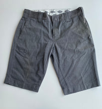 Load image into Gallery viewer, Dickies Shorts W30