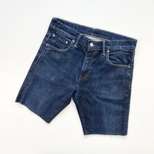 Load image into Gallery viewer, Levi’s 520 Shorts W30