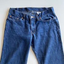 Load image into Gallery viewer, Levi’s Jeans W30 L32