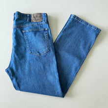 Load image into Gallery viewer, Wrangler Jeans W38 L30