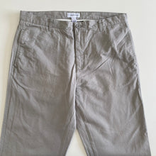 Load image into Gallery viewer, Calvin Klein Trousers W36 L32