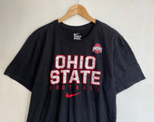 Load image into Gallery viewer, Nike t-shirt (XL)