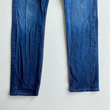 Load image into Gallery viewer, Levi’s Jeans W27 L32