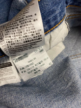 Load image into Gallery viewer, Levi’s 501 W40 L30