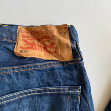 Load image into Gallery viewer, Levi’s 501 W34 L32