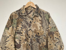 Load image into Gallery viewer, Camo shirt (XL)