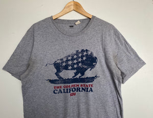 Levi’s t-shirt (L)
