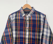 Load image into Gallery viewer, Nautica shirt (L)