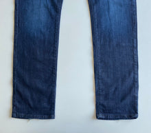 Load image into Gallery viewer, Guess Jeans W34 L32