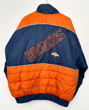 Load image into Gallery viewer, 90s NFL Denver Broncos coat (XL)