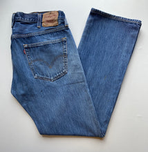 Load image into Gallery viewer, Levi’s 501 W40 L34