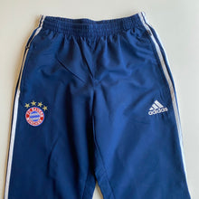 Load image into Gallery viewer, Adidas Bayern Munich joggers (M)
