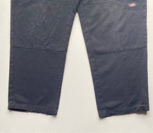 Load image into Gallery viewer, Dickies W40 L32