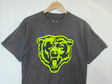Load image into Gallery viewer, NFL Bear t-shirt (M)