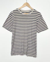 Load image into Gallery viewer, Gap Striped T-shirt (L)